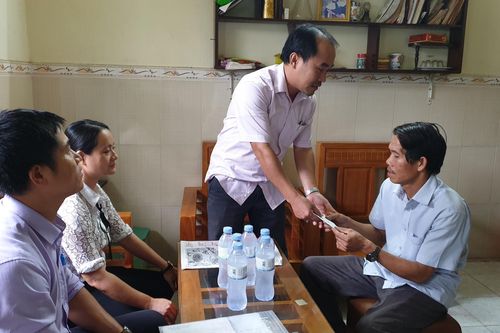 TP. Nha Trang: Thăm, tặng quà cho 14 gia đình có nạn nhân bị tai nạn giao thông