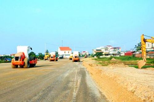 Đẩy nhanh tiến độ thi công đoạn tuyến đường bộ cao tốc Cao Bồ - Mai Sơn