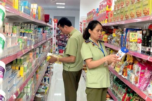 Bình ổn giá cả thị trường dịp cuối năm