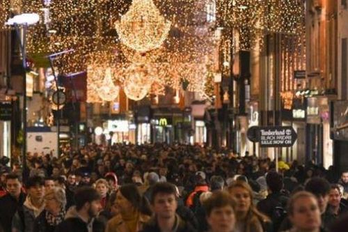 Vì sao hàng loạt thương hiệu quay lưng với 'cơn sốt' Black Friday