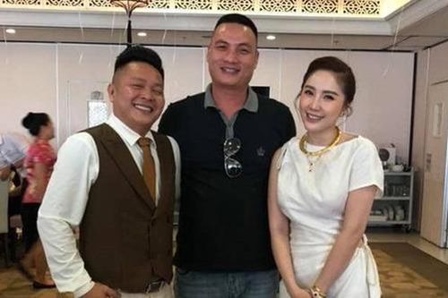 Ảnh Bảo Thy và chồng trong tiệc riêng tư