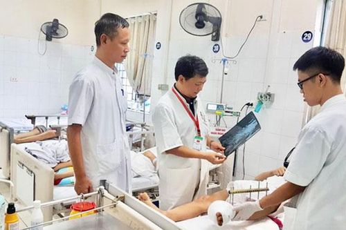 Nguy cơ biến chứng khi bị hóc xương cá