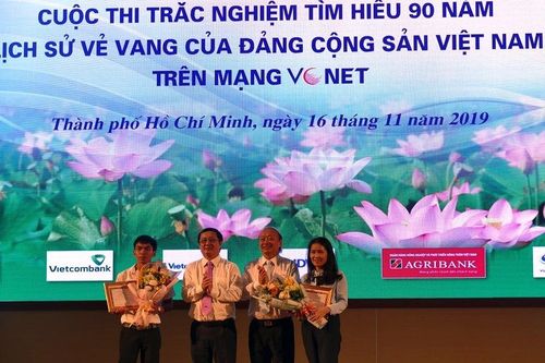 Trao giải cuộc thi tìm hiểu 90 năm lịch sử vẻ vang của Đảng