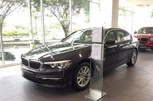 Xe sang Đức giảm giá kỷ lục, thị trường ô tô Việt chạm đáy mới