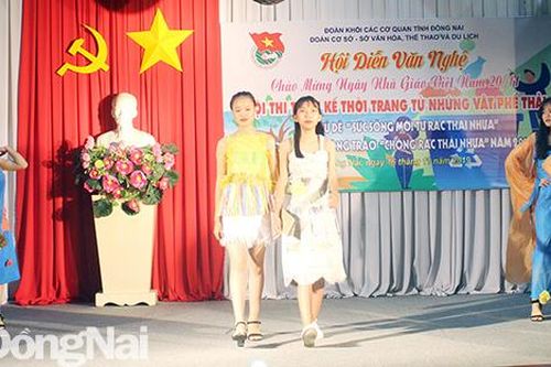 Hội thi thiết kế thời trang từ những vật phế thải