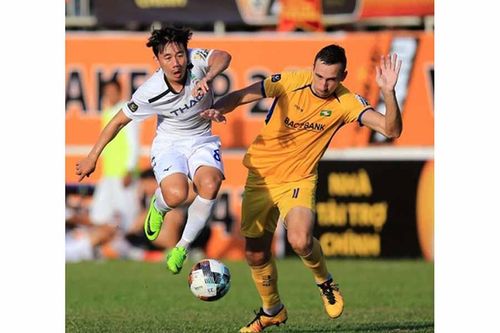 HAGL chuẩn bị V.League 2020: 'Vá lỗ hổng' hàng thủ