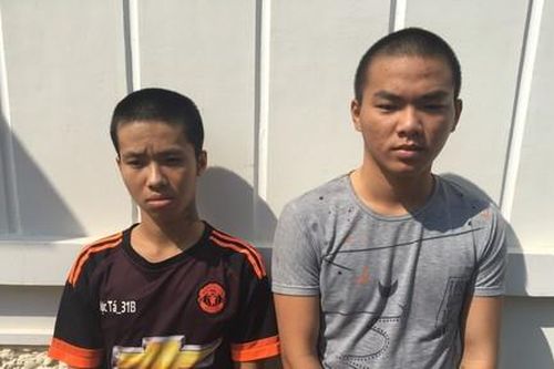 Bị chém trọng thương vì... kẹt xe