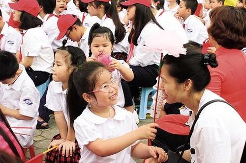 Tâm tư 'người cũ' khi nhiều nơi không tổ chức Lễ kỷ niệm ngày 20/11