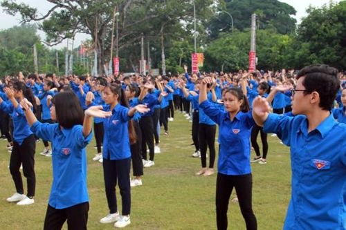Nhiều hoạt động Tôi yêu Tổ quốc tôi trên quê hương Bác Hồ