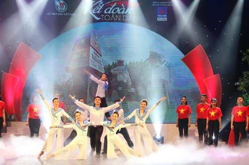 Đặc sắc chương trình nghệ thuật 'Kết đoàn toàn dân'