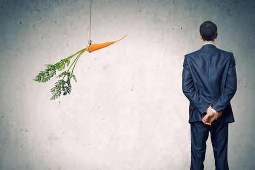 Tay trắng ăn 1 cú rồi cả đời mất hút, đại gia Việt 'bạo phát bạo tàn'