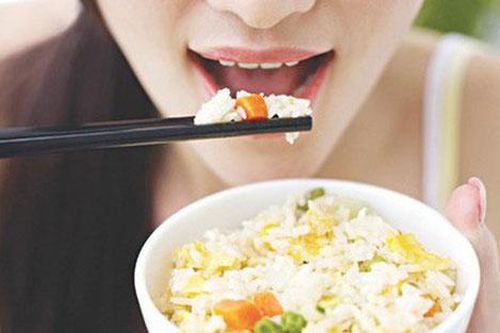 Duy trì cân nặng phù hợp với người trưởng thành
