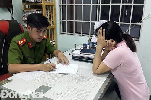 Bắt quả tang 2 đối tượng tàng trữ ma túy đá