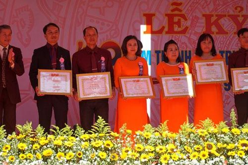 40 năm - một ngôi trường trên vùng quê mới