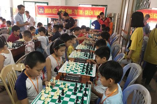 Tích cực tuyên truyền thực hiện chính sách dân số