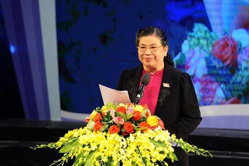 Tôn vinh 63 thầy cô hết lòng với vùng sâu, vùng xa, vùng dân tộc thiểu số