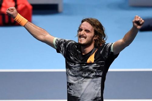 Tsitsipas vô địch ATP Finals ngay lần đầu tham dự