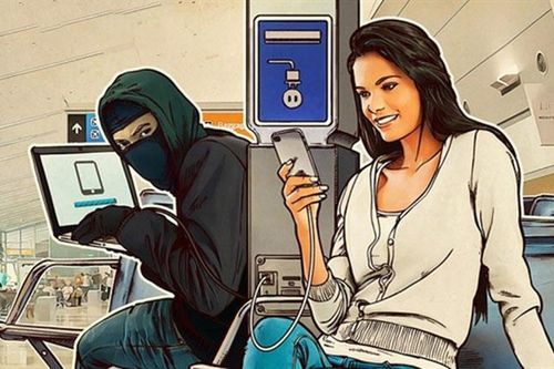 Hãy dừng ngay việc sạc điện thoại ở nơi công cộng