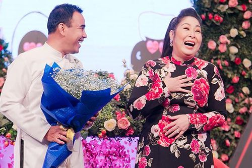 'Bạn muốn hẹn hò': NSND Hồng Vân mai mối chàng trai giống hệt Quyền Linh thời trẻ