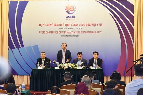 Việt Nam sẽ nỗ lực đẩy nhanh đàm phán COC, RCEP