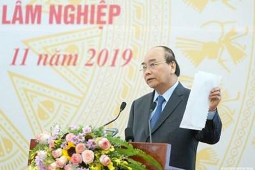 Thủ tướng Nguyễn Xuân Phúc dự hội nghị về đổi mới công ty nông, lâm nghiệp