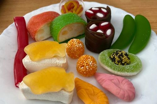 Món kẹo sushi trông cực bắt mắt liệu có vị tanh như cá?