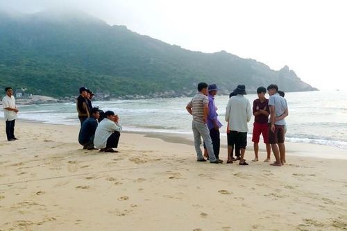 Hai học sinh tử vong, một em mất tích khi đi tắm biển
