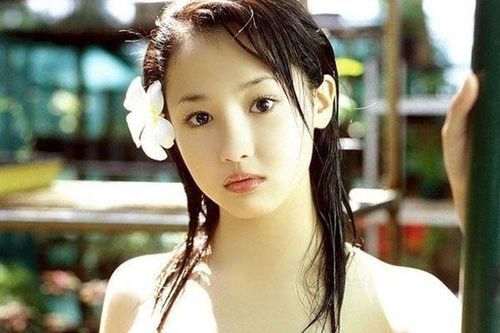 'Quốc bảo nhan sắc' Nhật Bản bị bắt vì người quen tố sử dụng ma túy