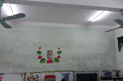 Nghệ An: Cô trò vừa học vừa lo trong ngôi trường mới trao tặng đã xuống cấp