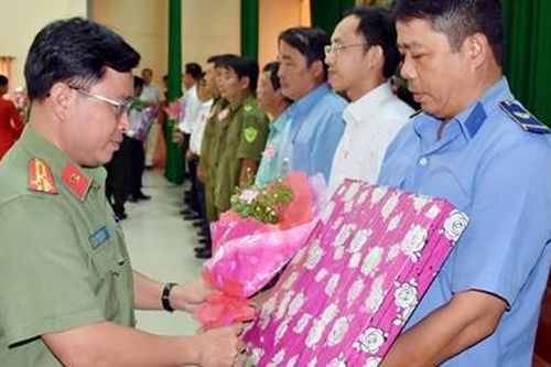 Khi người dân đồng lòng, phong trào an ninh thêm vững