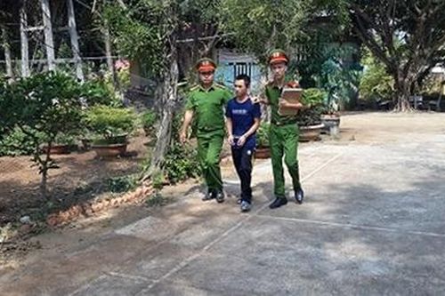 Trinh sát hình sự tận tụy với công việc
