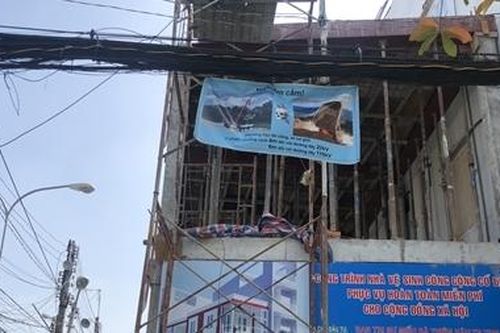 Thông tin thêm vụ phá bỏ nhà vệ sinh hơn 1,6 tỷ đồng phục vụ miễn phí