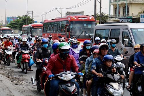 Nỗ lực kiểm soát khí thải với xe cơ giới
