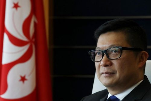 '31.000 cảnh sát Hong Kong sẽ không thể tự chấm dứt được biểu tình'