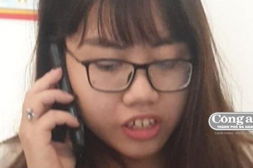 Bí mật của nữ lễ tân khách sạn ở thành phố mù sương