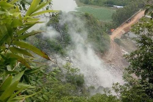 Sạt mỏ đá, 1 người chết, 1 người bị thương