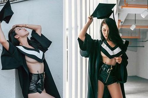 Hotgirl mặc áo cử nhân phô ngực trần gây phẫn nộ