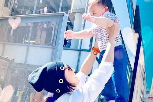 Trương Bá Chi lần đầu khoe ảnh con trai út nhân sinh nhật 1 tuổi