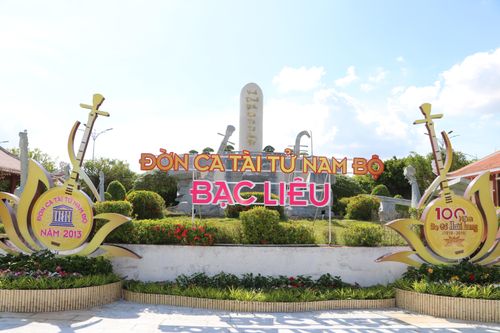 Về miền biển mặn say đắm bản tình ca bất hủ Dạ cổ hoài lang