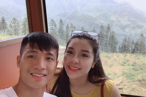 Vợ Bùi Tiến Dũng khoe con gái đáng yêu