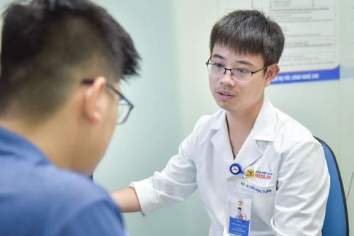 Choáng váng vì khó có khả năng làm bố sau khi kiểm tra sức khỏe tiền hôn nhân