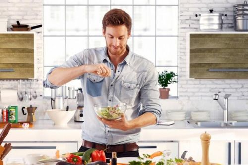 Cuộc phiêu lưu của những ông bố bếp núc