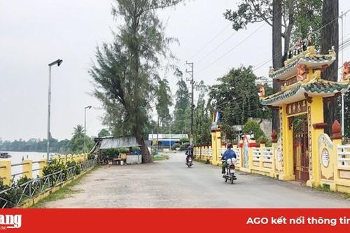 Chung sức thắp sáng đường quê