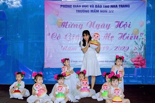 Trường Mầm non 3-2 tổ chức ngày hội 'Cô giáo như mẹ hiền'