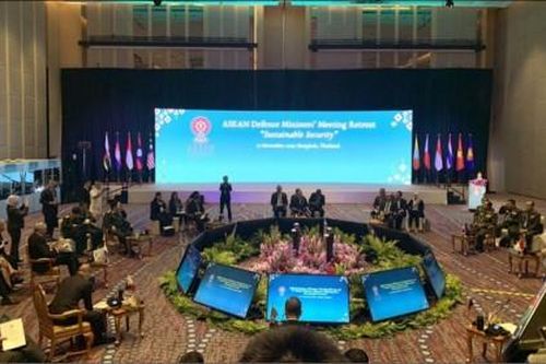 Thế giới Bộ trưởng Quốc phòng ASEAN họp bàn về an ninh khu vực