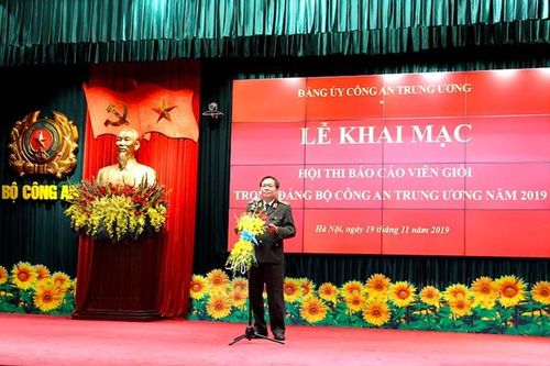 Khai mạc Hội thi 'Báo cáo viên giỏi' trong Đảng bộ Công an Trung ương