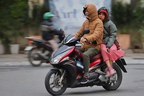 Người Hà Nội run run trong cái lạnh sớm mùa Đông