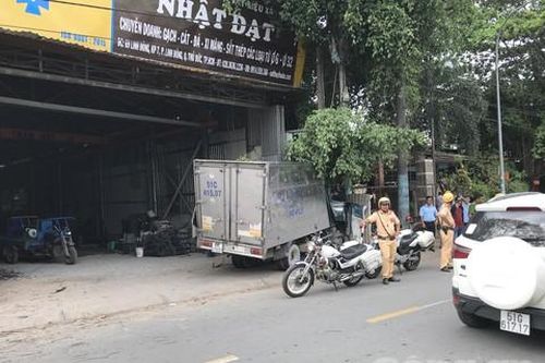 Nghi phạm trộm xe tải rồi gây tai nạn liên hoàn vừa xuất viện tâm thần