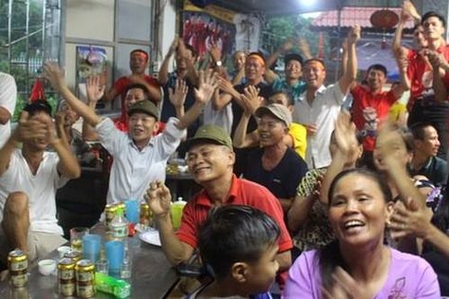 'Phụ huynh' các cầu thủ Việt Nam dự đoán tỷ số trước Thái Lan