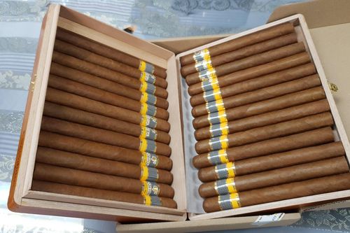 Gần 2.500 điếu xì gà Cuba nhập lậu qua cửa khẩu Tân Sơn Nhất